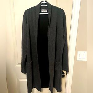 Men’s long cardigan nearkin grey